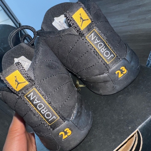 JORDAN 4 RETRO 7C - Picture 3 of 5